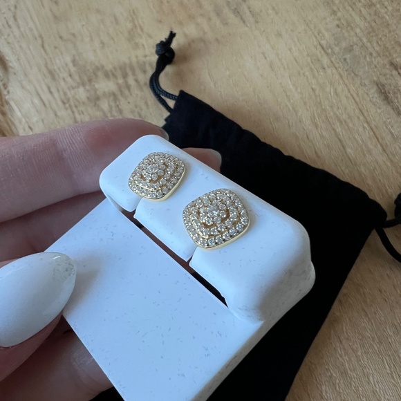 Moissanite Floral Halo Earrings0.68 CT – 925 Silver, Gold - Picture 2 of 5